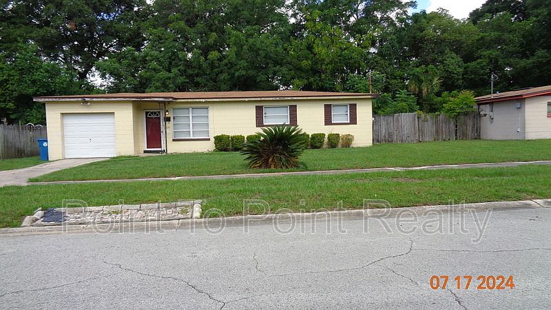 1st image of 3024 Dalehurst Dr W