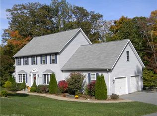 53 Nursery Ln, Madison, CT 06443