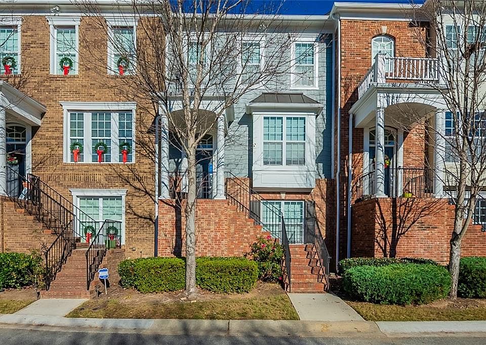 1st image of 2333 Limehurst Dr NE