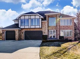 8612 Dory Ln, Willow Springs, IL 60480