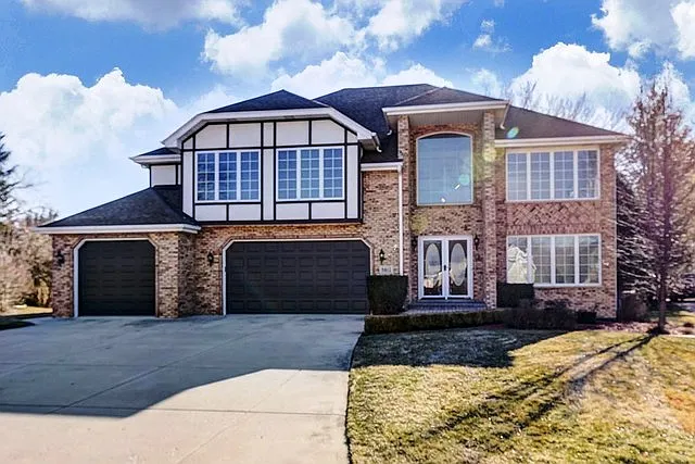 8612 Dory Ln photo 1