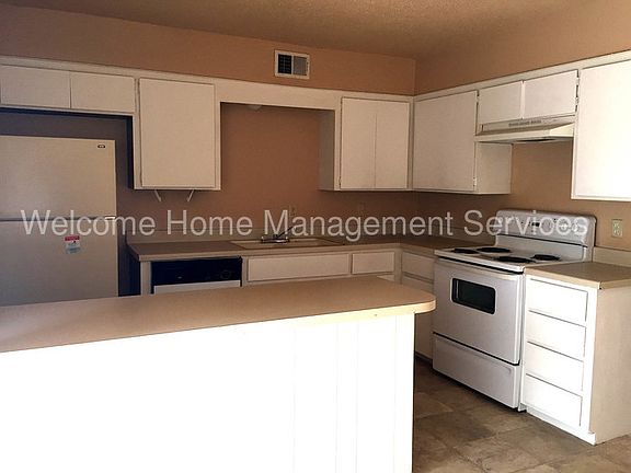 4th image of 2828 Croydon Ct APT 2