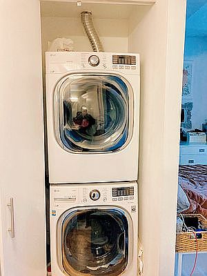 3rd image of 4630 Center Blvd APT 611