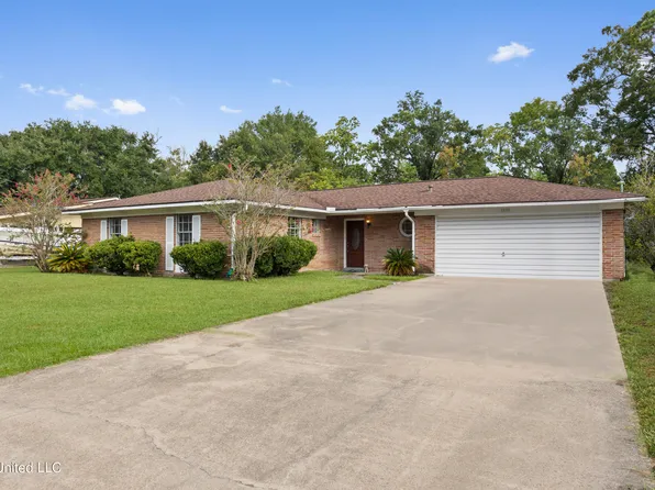 1030 Del Norte Cir, Pascagoula, MS 39581