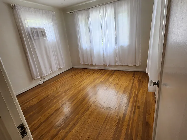 9012 Phyllis Ave — Photo 14