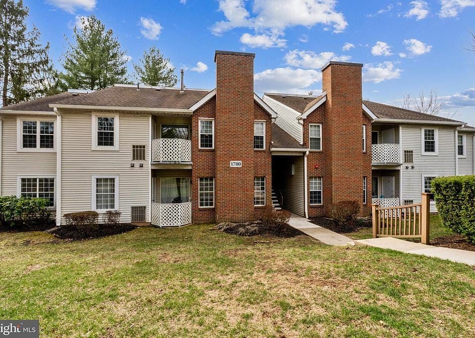 1st image of 1704 Diamond Dr