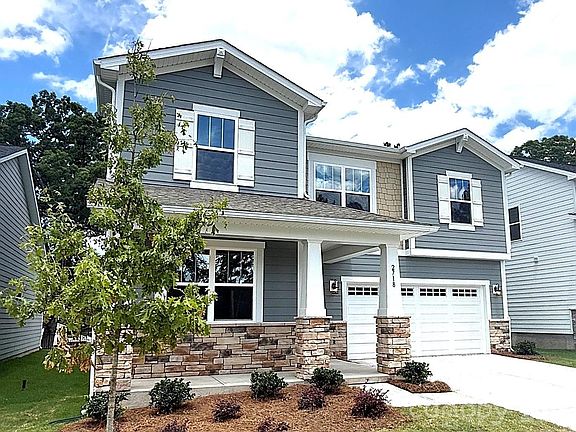 3rd image of 2718 Phoenix Ct