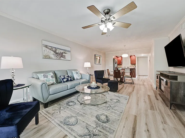 773 Jeffery St #4-305 — Photo 10
