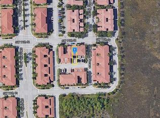14622 SW 11th St, Pembroke Pines, FL 33027