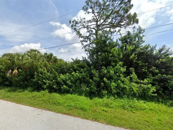6042 Hooper Ln #1, Englewood, FL 34224