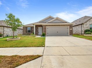 508 Bronze Forest Dr, Fort Worth, TX 76131