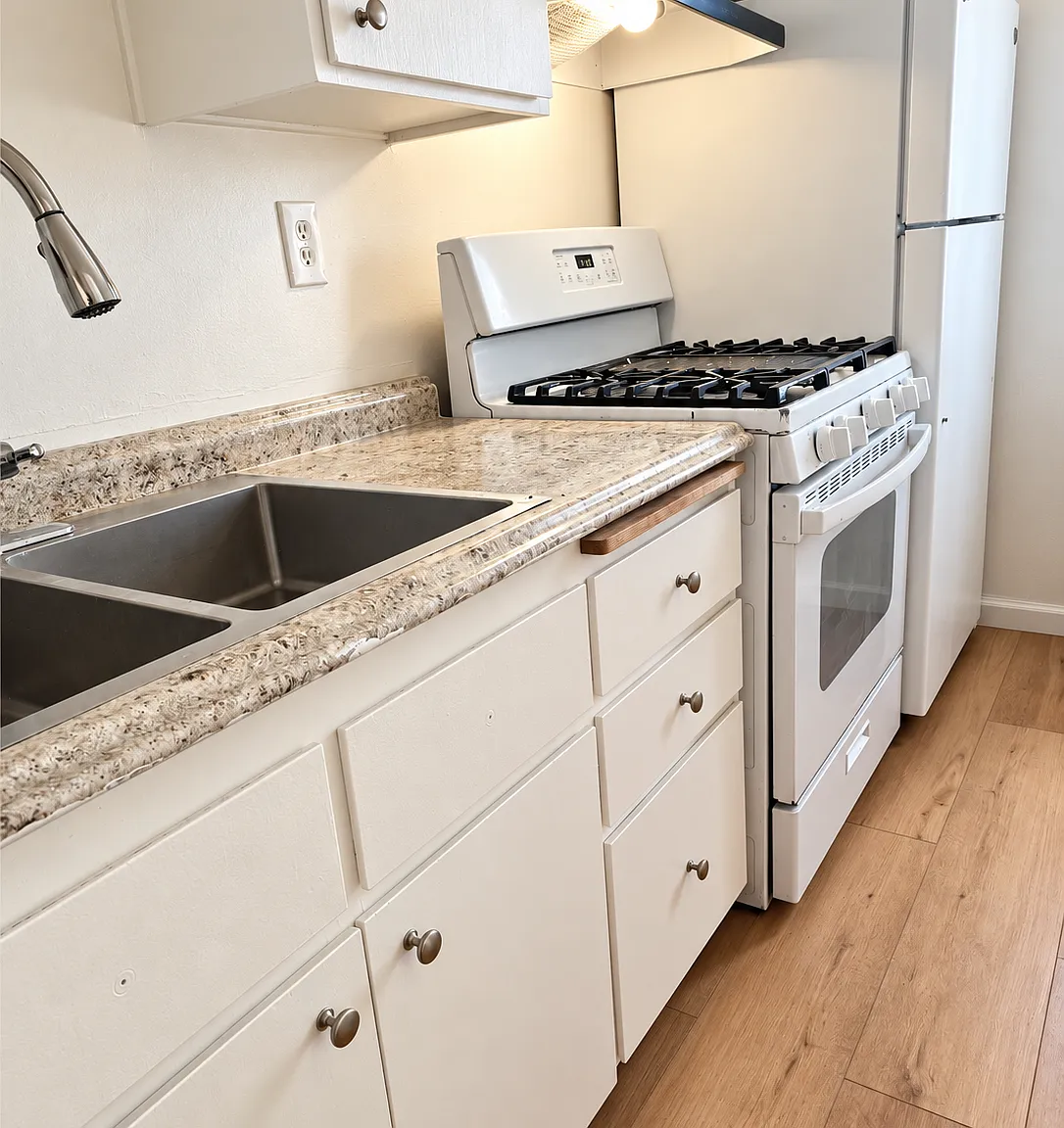 2 bed, $1,995 — Photo 4