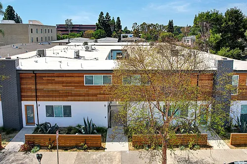 818 N Van Ness Photo 1