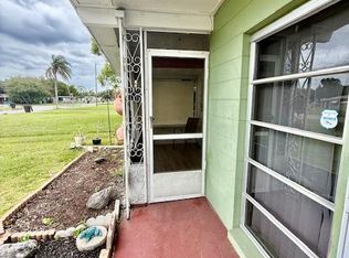 1004 George St, Kissimmee, FL 34741