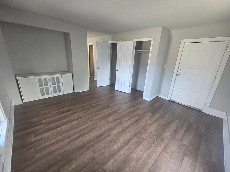 910 Sahwatch St — Photo 8