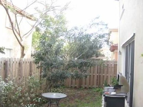 5th image of 8671 NW 111th Ct