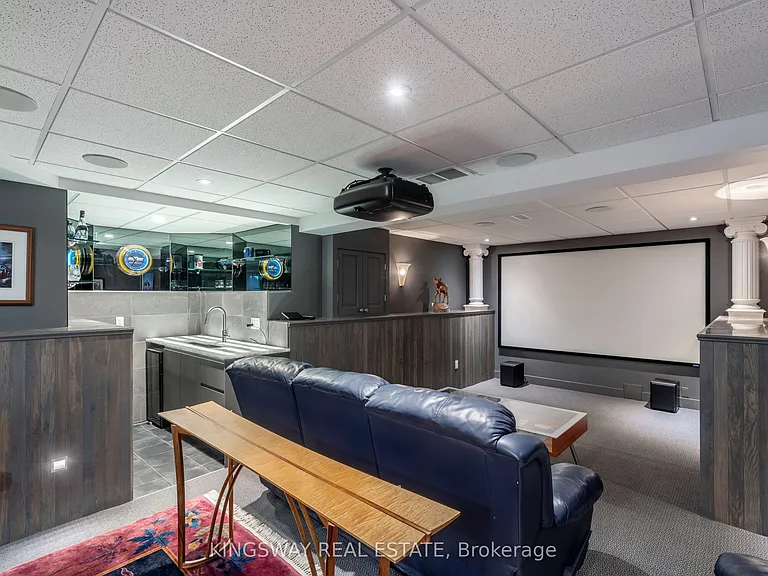 166 High Park Ave — Photo 37