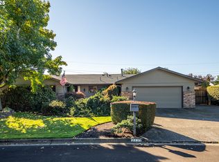 2121 Firth Ave, Springfield, OR 97477