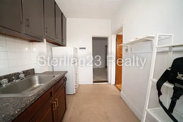 Rented by Sterling Realty Solution Inc | media 3