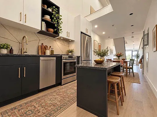 Kitchen, photo 1