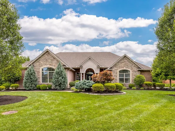 6796 Southampton Ln, West Chester, OH 45069
