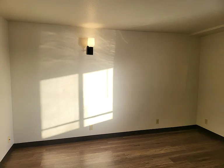 Martin Luther King Jr. Apartments — Photo 7