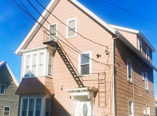 51 Merrick St FLOOR 2, Pawtucket, RI 02860