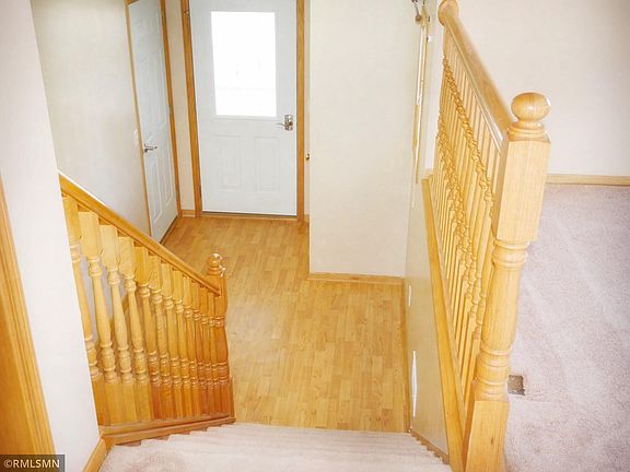 4th image of 151 Cedar Dr S