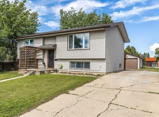 516 Sissons Cres SE, Medicine Hat, AB T1B2J9