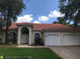 5767 NW 54th Pl, Coral Springs, FL 33067
