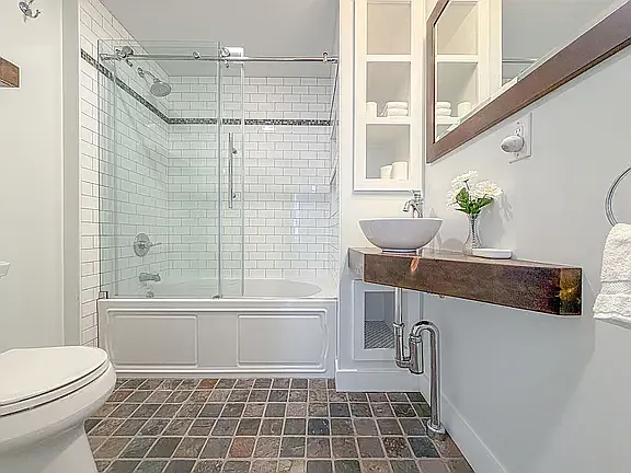 20 Tate St #1 — Photo 36