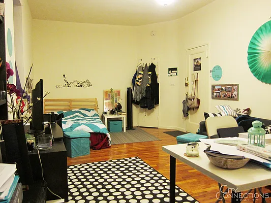 Rented by City Connections Realty | media 13