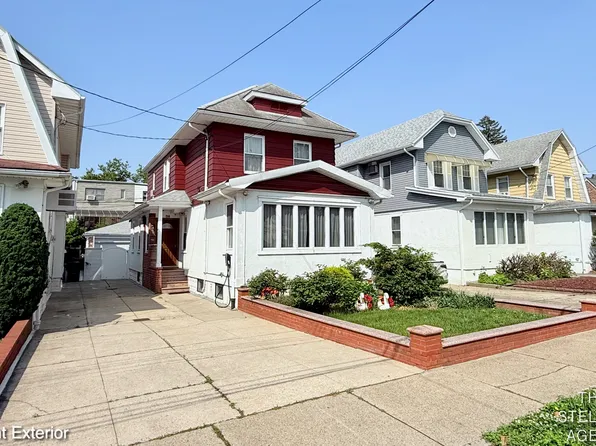 2160 East 36th Street image 1 of 39