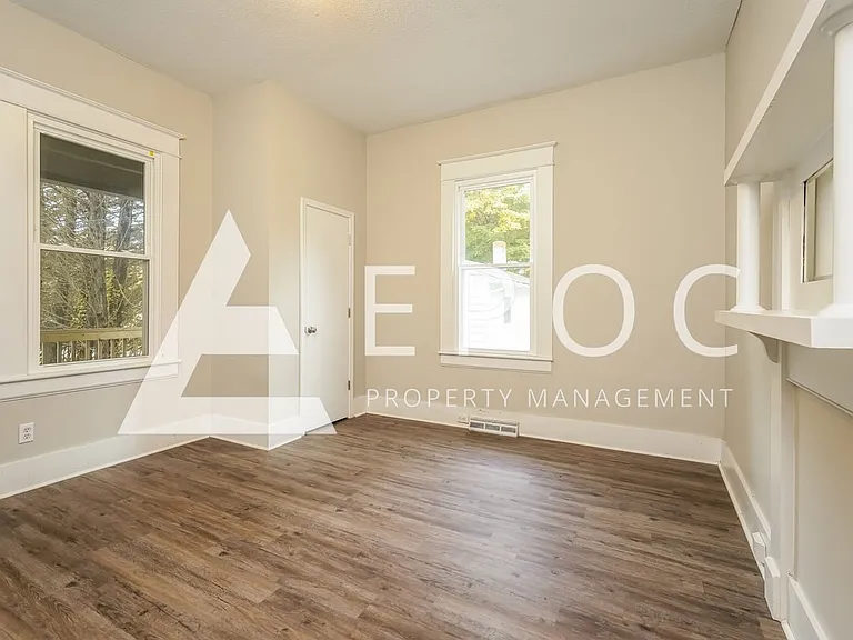 705 Salisbury Ridge Rd — Photo 5