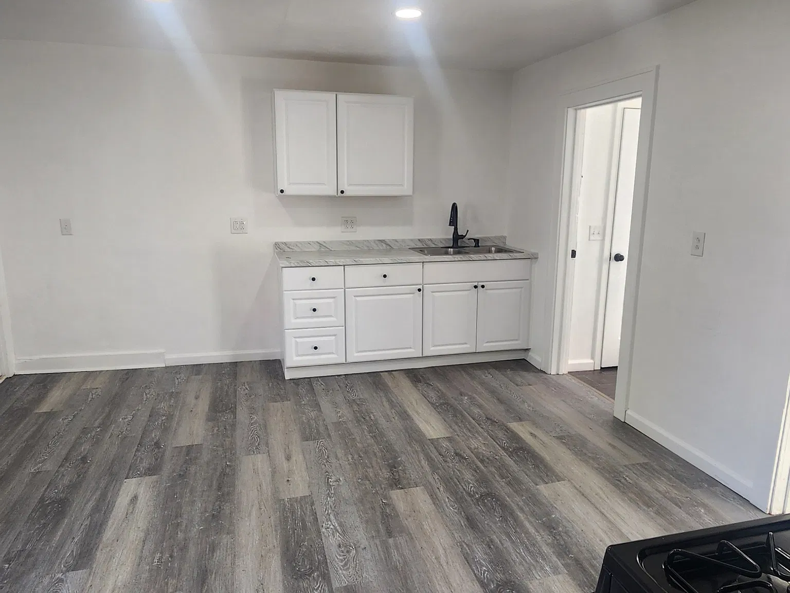 204 Townsend Street - 1 — Photo 2