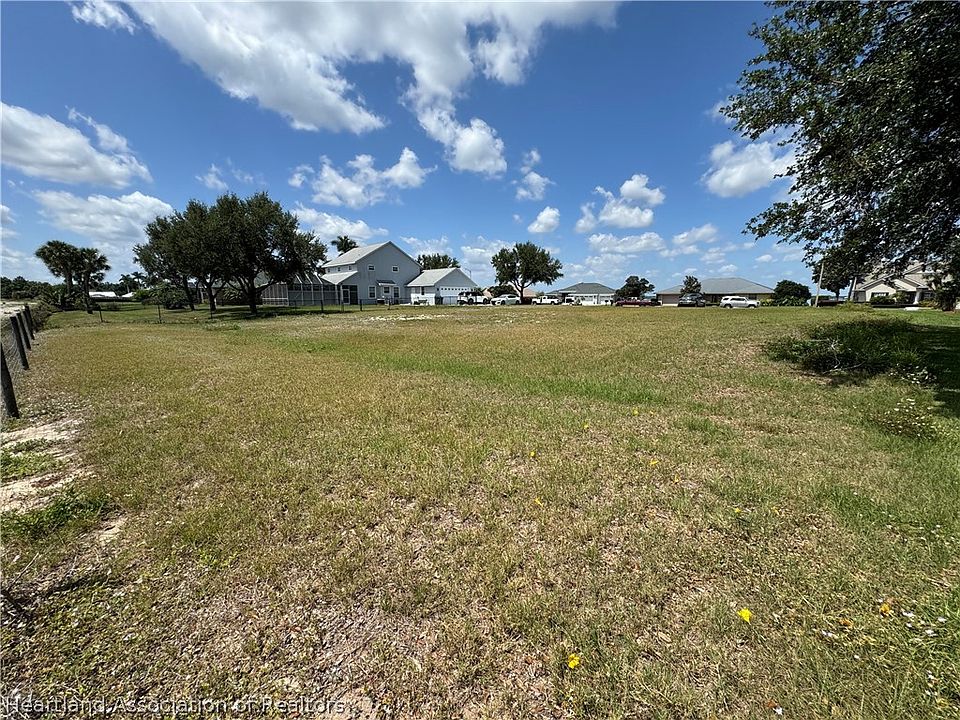 1st image of 551 Sunset Pointe Dr