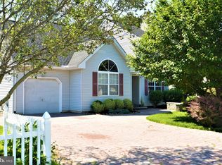 550 Mason Dr, New Castle, DE 19720