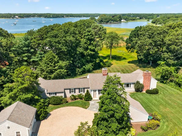 35 Blue Heron Drive, Osterville, MA 02655