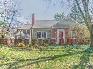 1044 Keneberry Way SE, East Grand Rapids, MI 49506