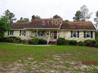 669 Foxlair Dr, Fayetteville, NC 28311