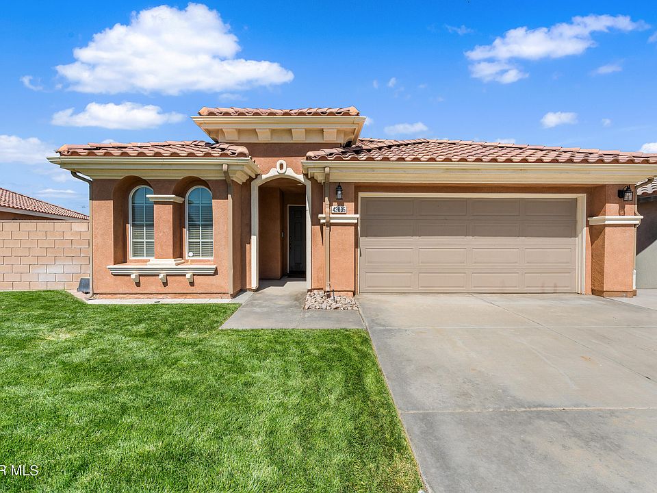 1st image of 43035 Vineyard Dr