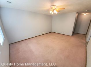 421 S Juliette Ave, Manhattan, KS 66502
