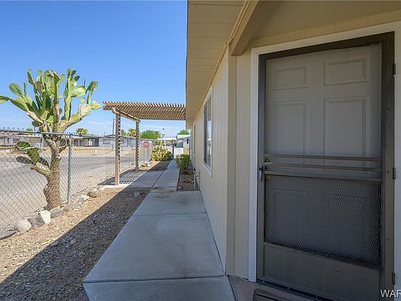 2nd image of 5583 S Pearl Ct