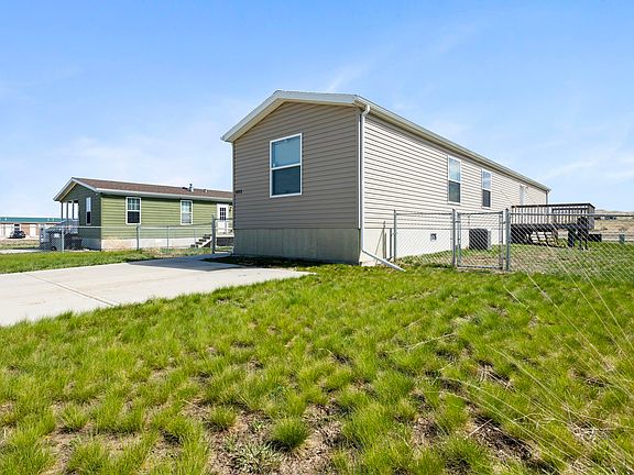 4th image of 1013 Bennington Dr