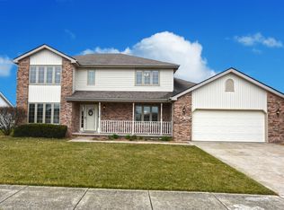 1255 Westbrook Ct, Crown Point, IN 46307