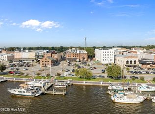183 W Main St #203, Washington, NC 27889