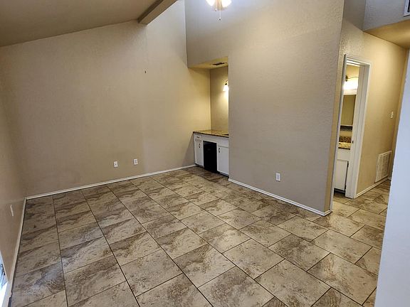 4th image of 14621 S Padre Island Dr APT A