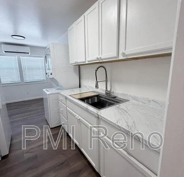 364 Gould St — Photo 11