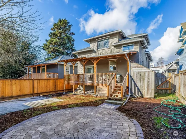 621 NW 44th Street, Seattle, WA 98107