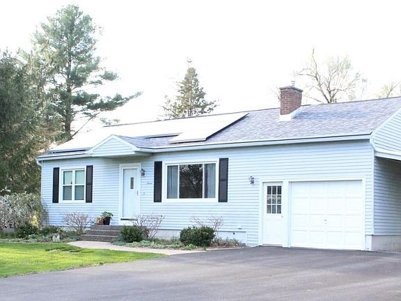 2nd image of 7 Cortland Dr